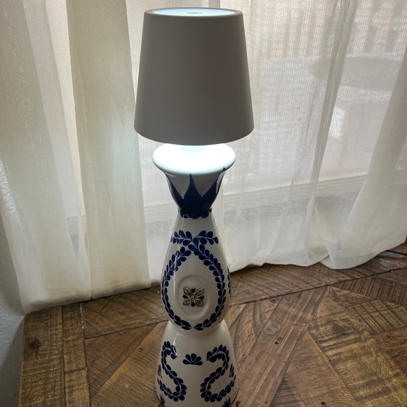 Tequila Clase Azul Lamp - Picture 4 of 4
